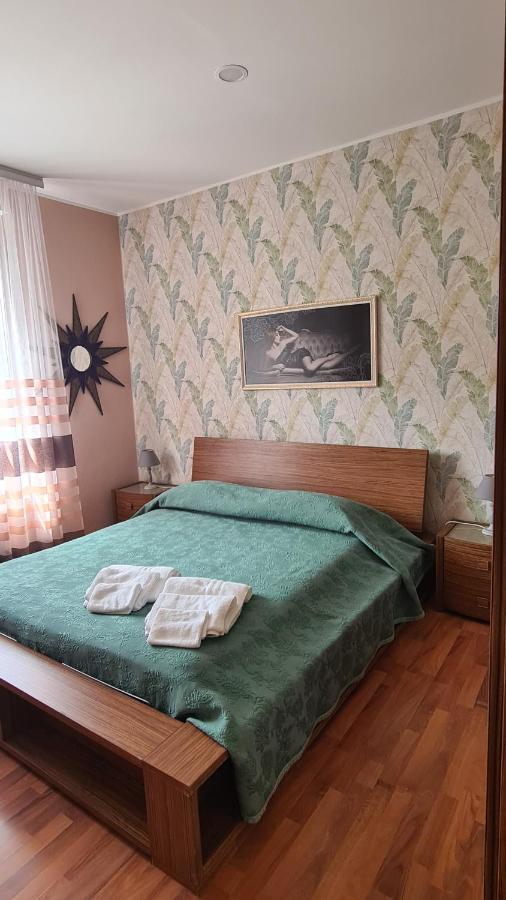B&B Regina Busto Arsizio Exterior foto